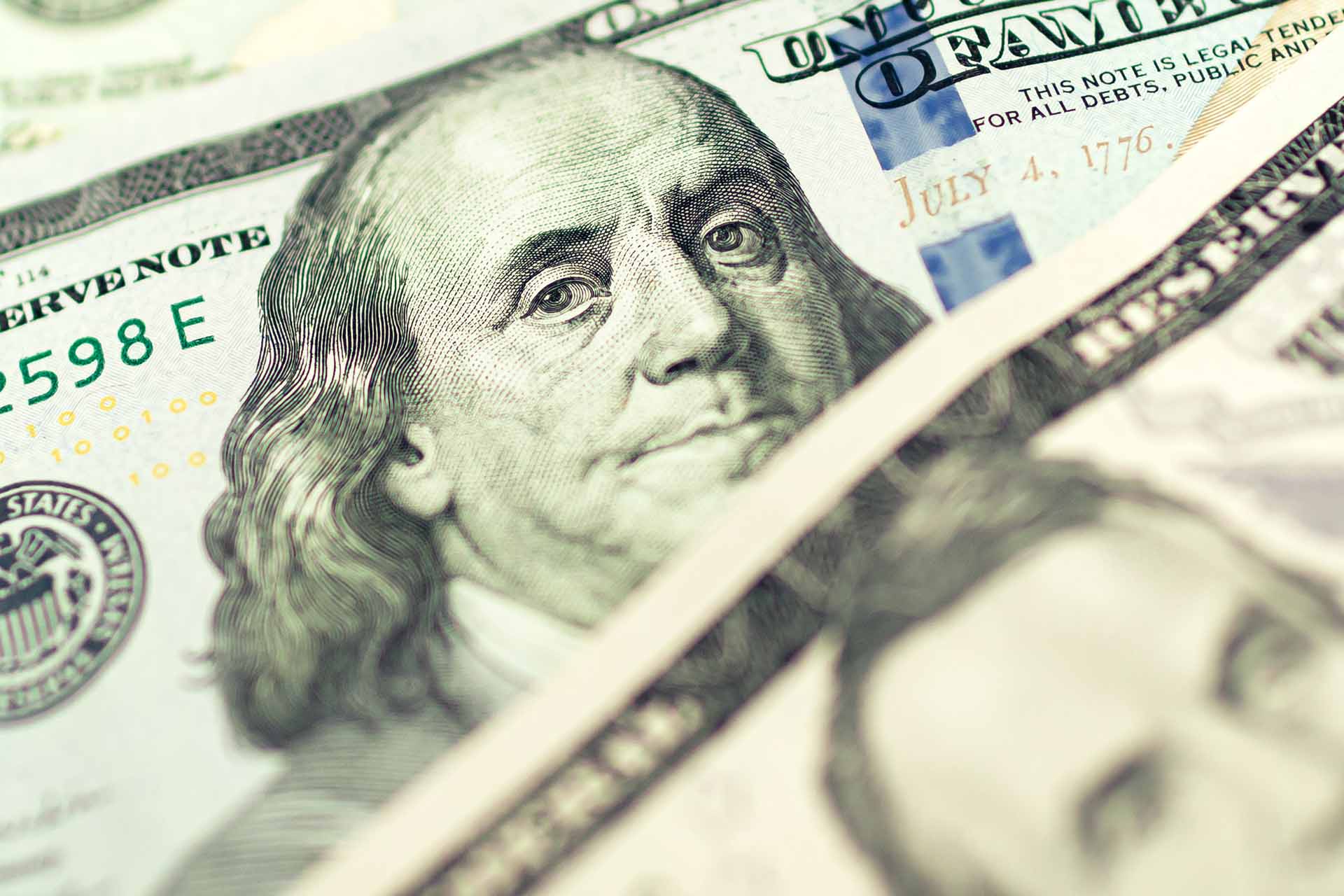 El dólar en Argentina sube a su mayor nivel desde el fin de las restricciones cambiarias