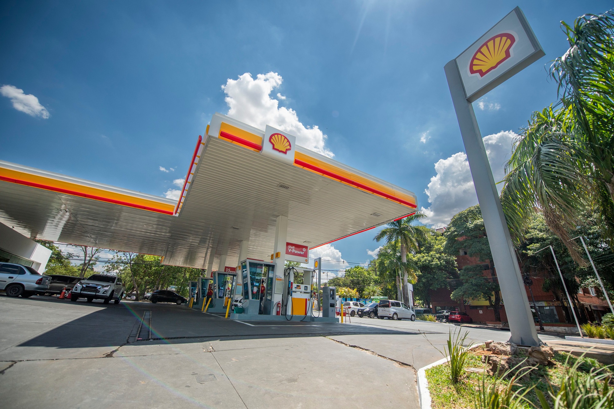 Shell reduce hasta G. 400 por litro en sus combustibles 