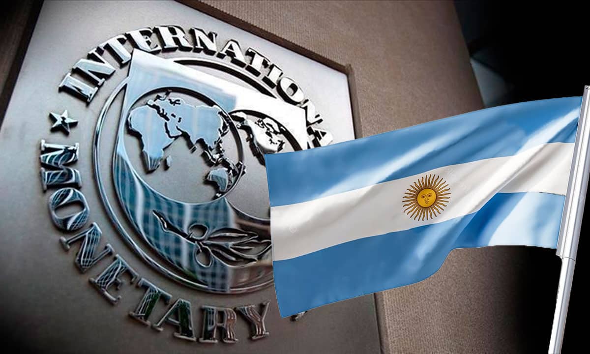Argentina podría pedir "perdón" por incumplir meta con Fondo Monetario Internacional