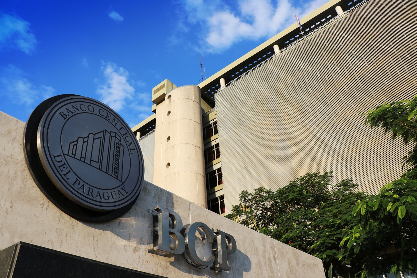 BCP responde a Bancard y defiende proyecto de ley de pagos