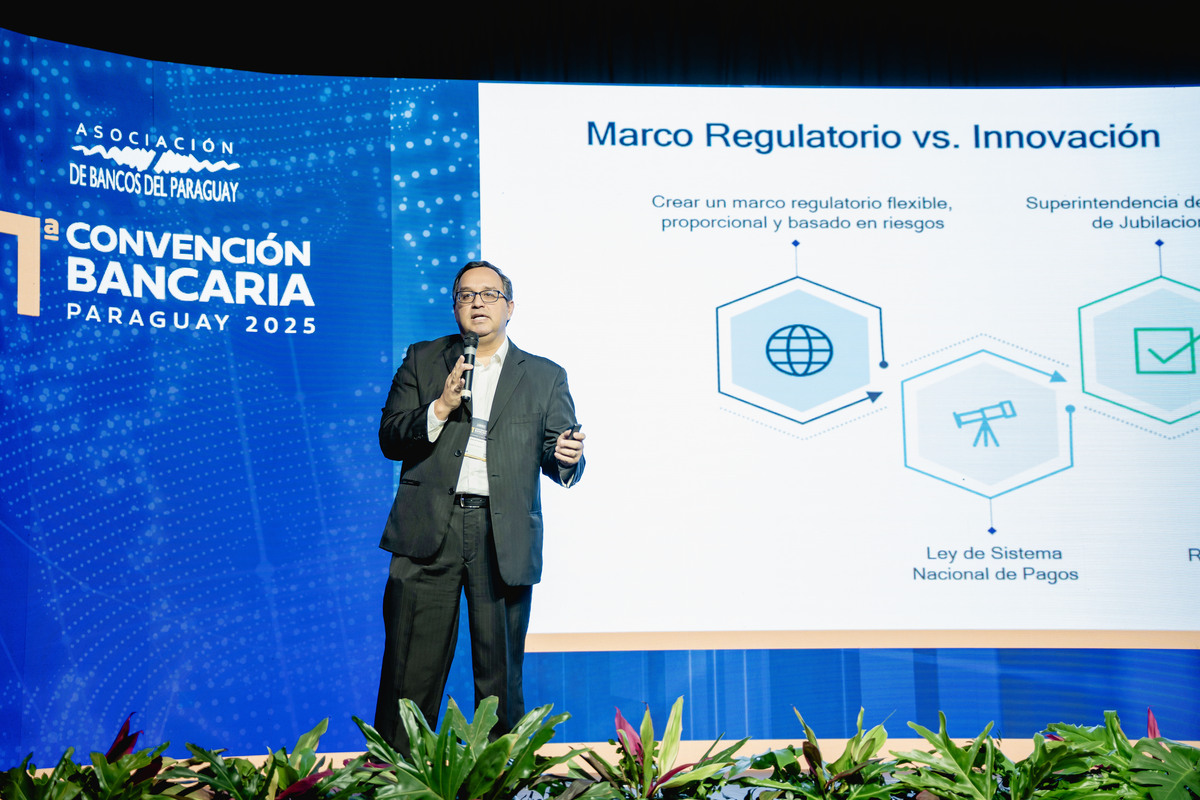 Urge modernización de leyes para aprovechamiento de criptoactivos, afirman especialistas