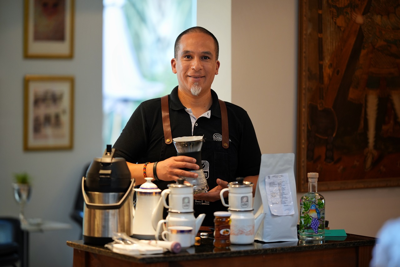 Promueven cualidades del café peruano en el país