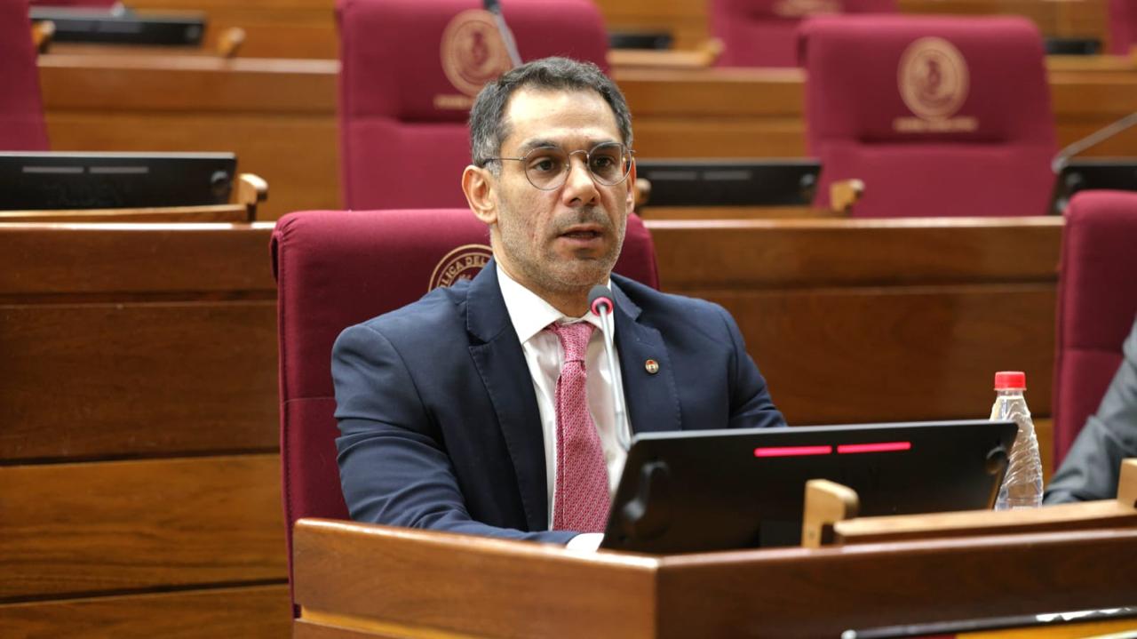 Confirman a Marco Aurelio González como nuevo director del BCP