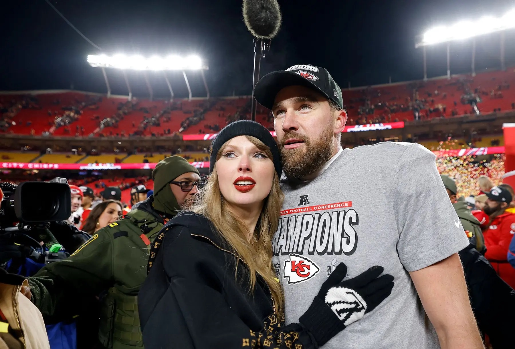 NFL, Chiefs y mercado global: el impacto del compromiso de Taylor Swift y Travis Kelce