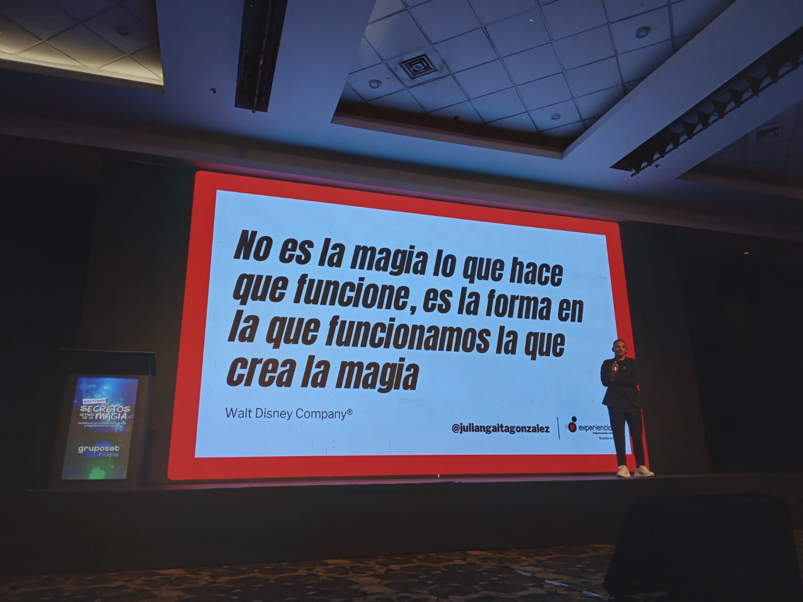 Bootcamp Disney 2025: Más de 300 jóvenes profesionales participaron de entrenamiento intenso sobre marketing