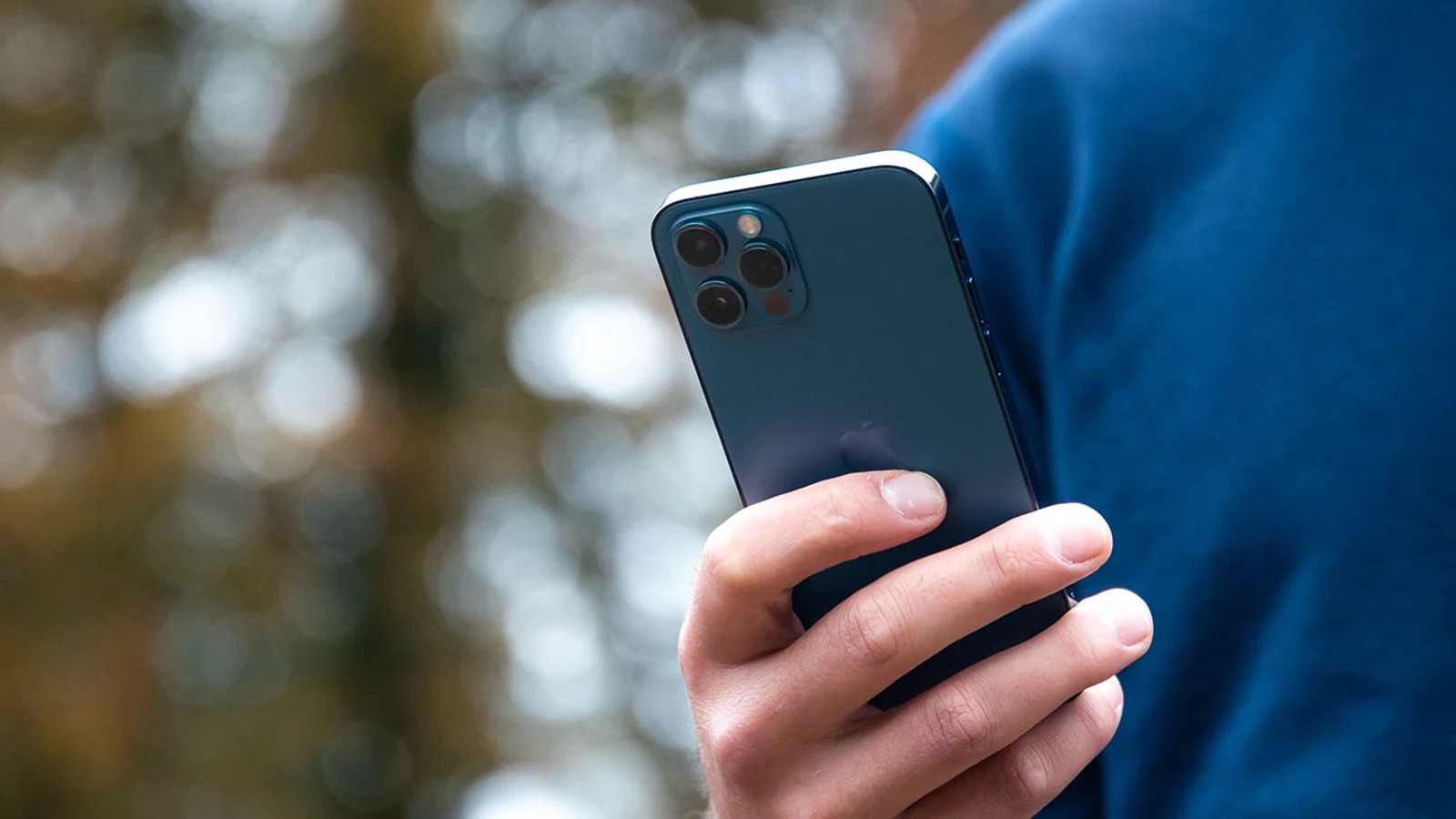 Apple prepara un rediseño de su iPhone y refuerza su portafolio con relojes y AirPods