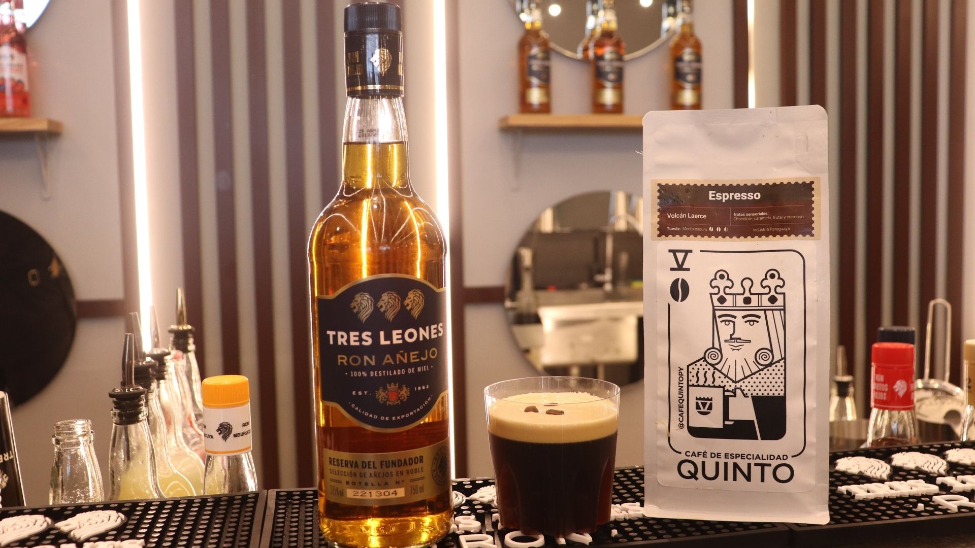 Vuelve la alianza del par de reyes con la presentación de “León Espresso”
